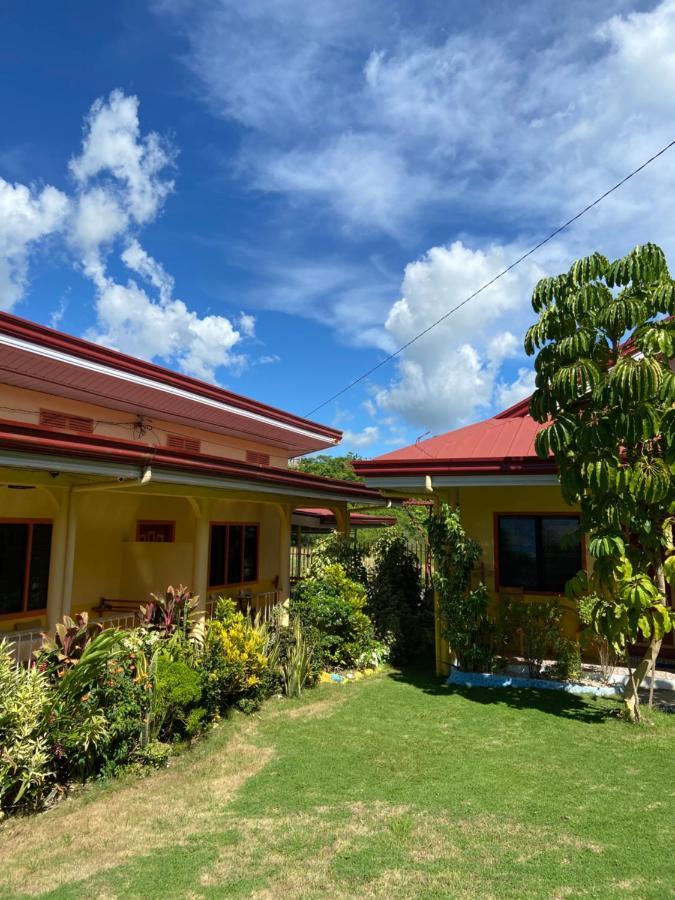 Uptown Guesthouse Siquijor Eksteriør billede